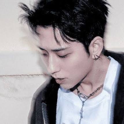 Gunil deixa o Xdinary Heroes e encerra contrato com a JYP Entertainment