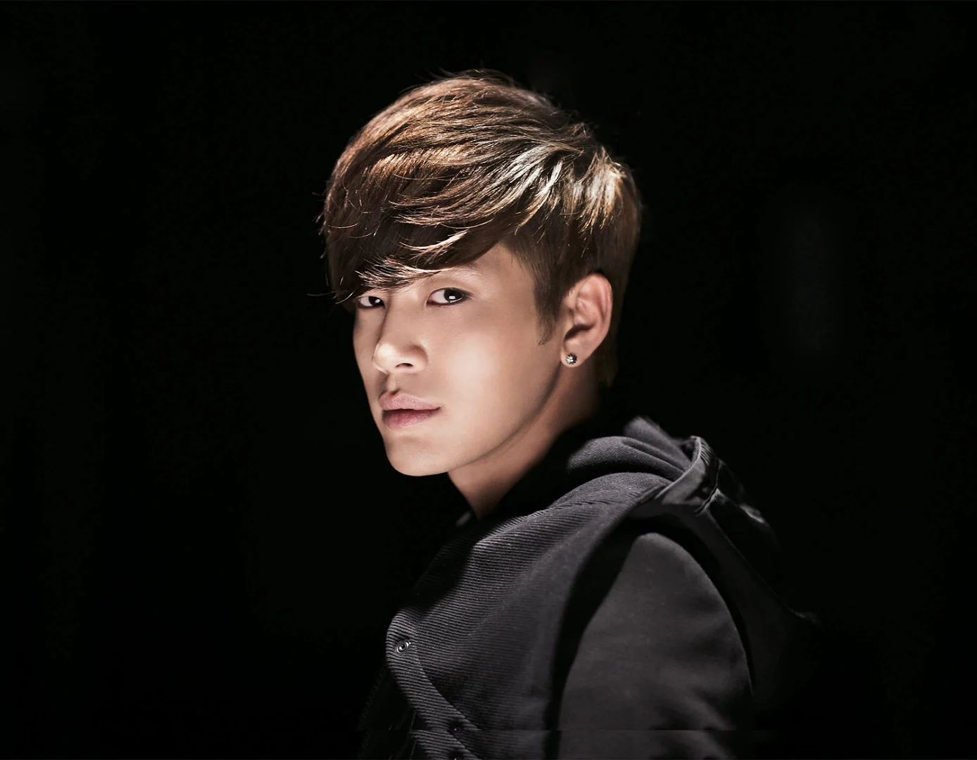 SE7EN
